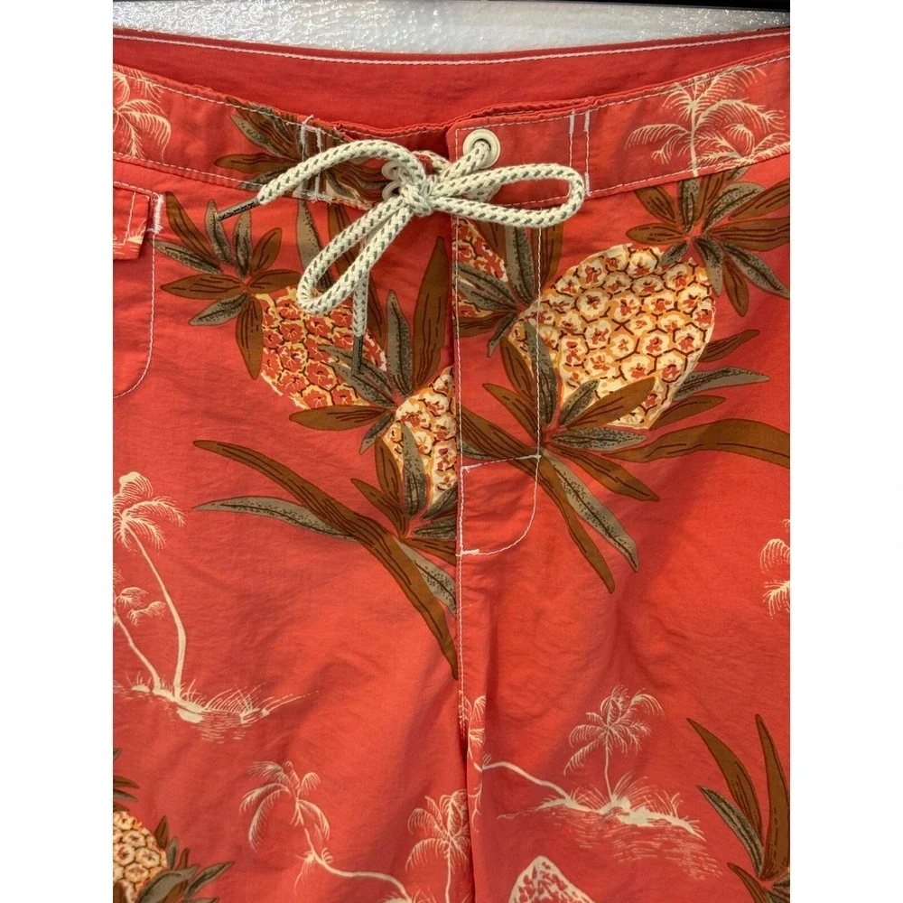 Men's Tommy‎ Bahama Size Large Hawaiian Swim Trunks Coral Palm Trees Pineapples
